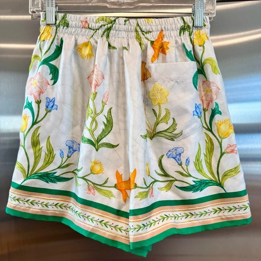 NWT Casablanca Paris Silk Women’s Shorts in L'Arche Fleurie Floral Whimsical NEW